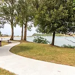 La Ribera 아파트